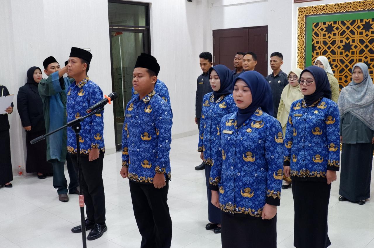 Pengambilan Sumpah dan Pelantikan Pegawai Negeri Sipil (PNS) 