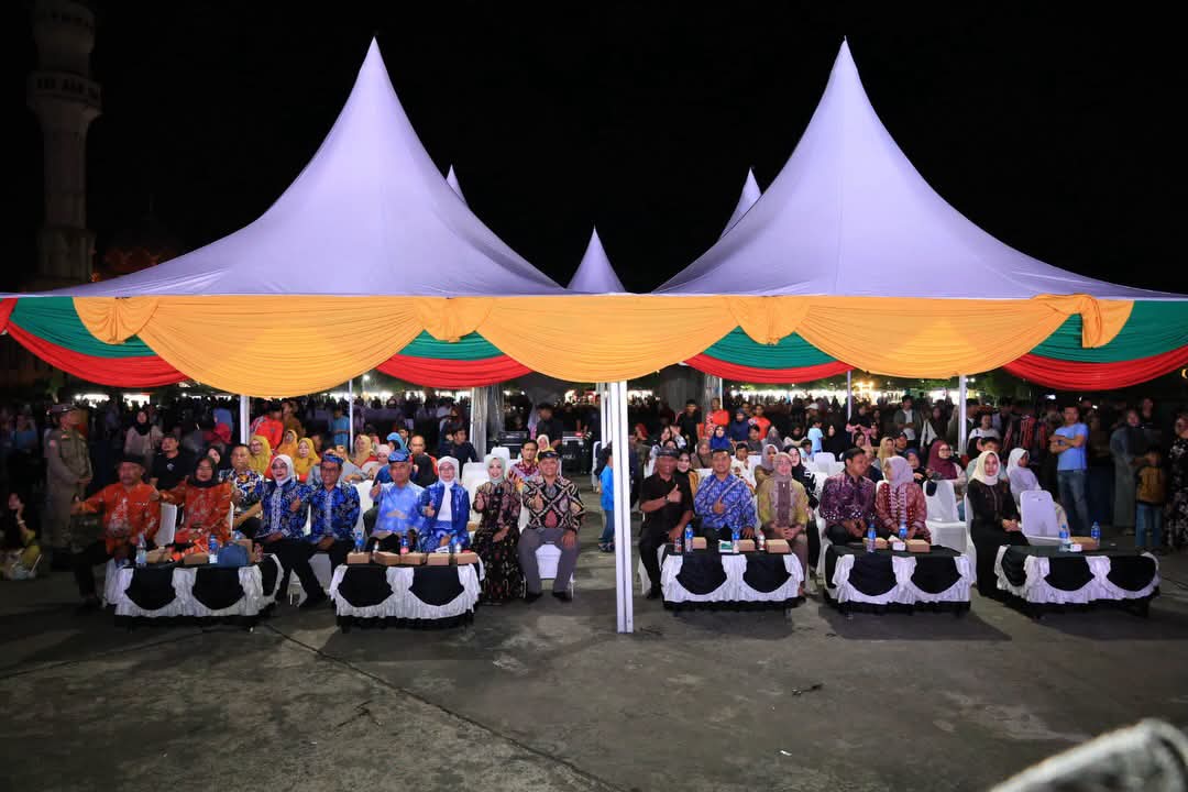 Malam Panggung Hiburan yang merupakan bagian dari rangkaian Festival Budaya Iraw Tengkayu XV Tahun 2026 